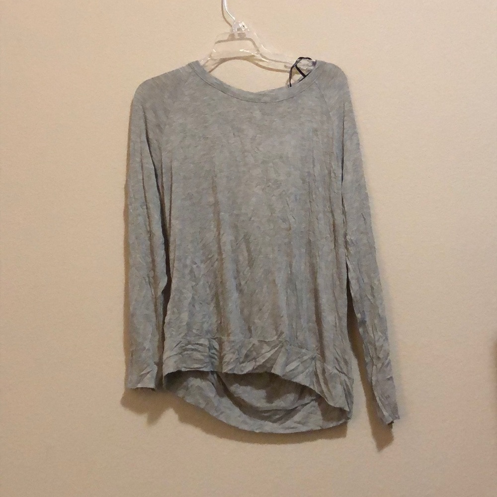 Long sleeve tee